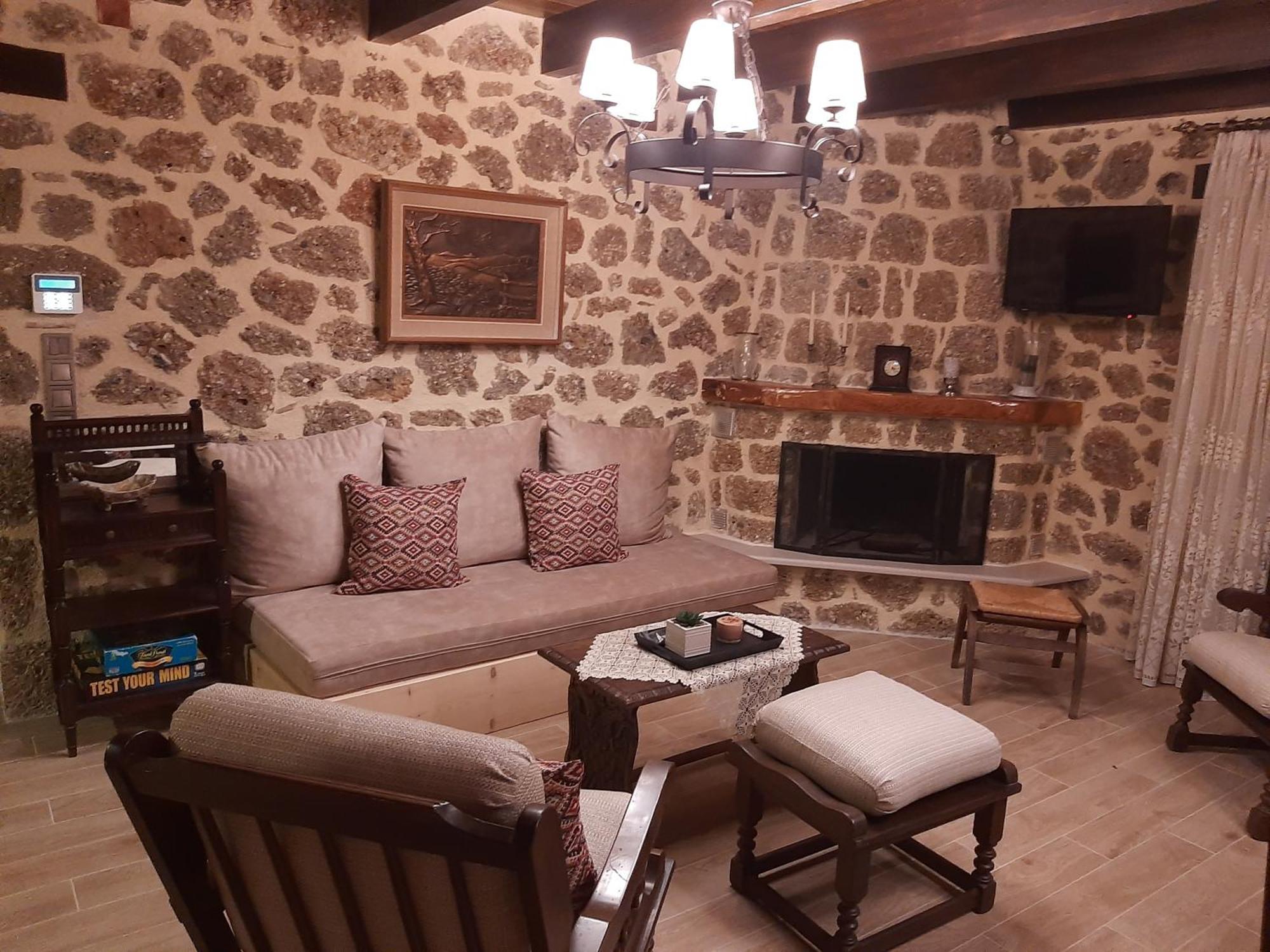 فيلا Νόστος أنو تريكالا المظهر الخارجي الصورة